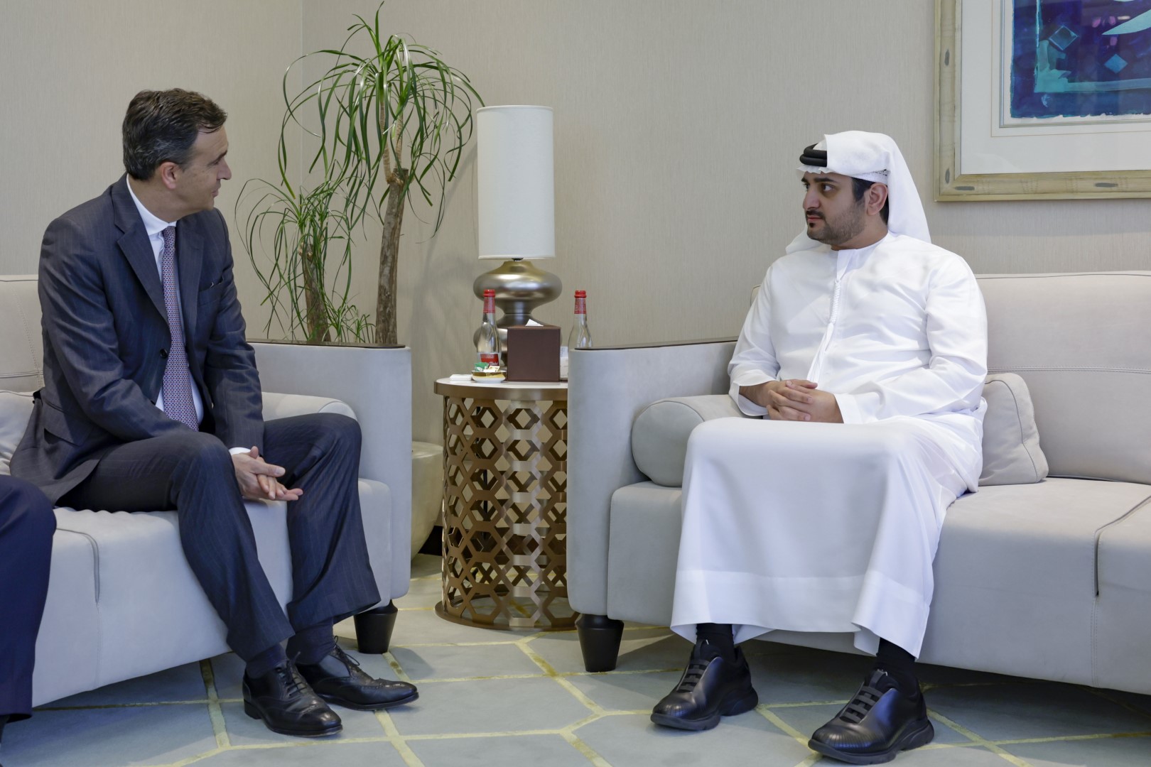 Maktoum bin Mohammed meets with President and CEO of JLL