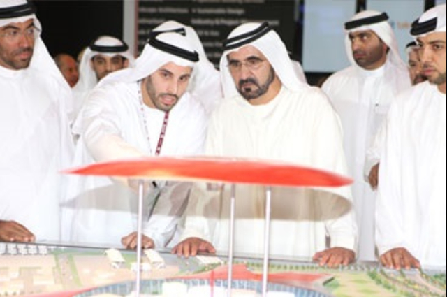 Mohammed bin Rashid visits Abu Dhabi Real Estate Exhibition 2009    