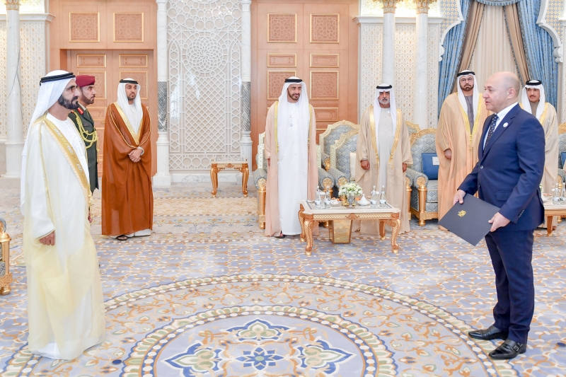 Mohammed bin Rashid receives credentials of new ambassadors to the UAE