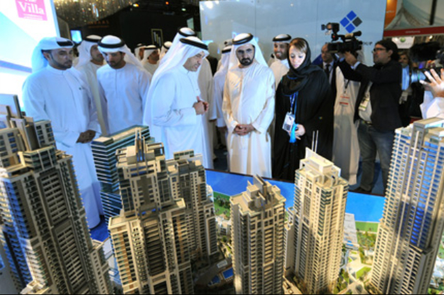 Mohammed bin Rashid Al Maktoum visits Cityscape Global 2011 