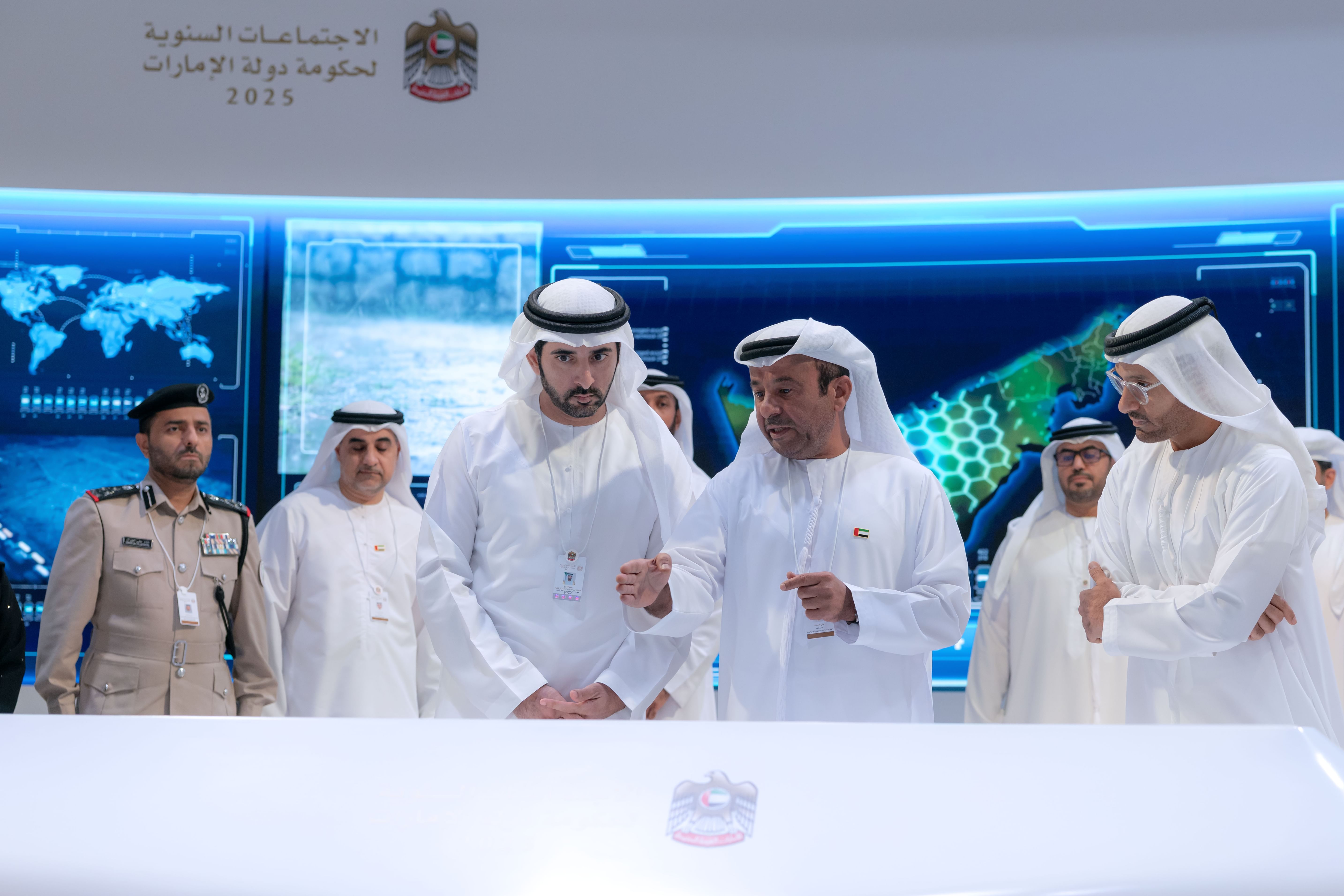 حمدان بن محمد يشهد جانباً من التمرين الوطني متعدد القطاعات لـ "الطوارئ والأزمات" و"الأمن السيبراني"