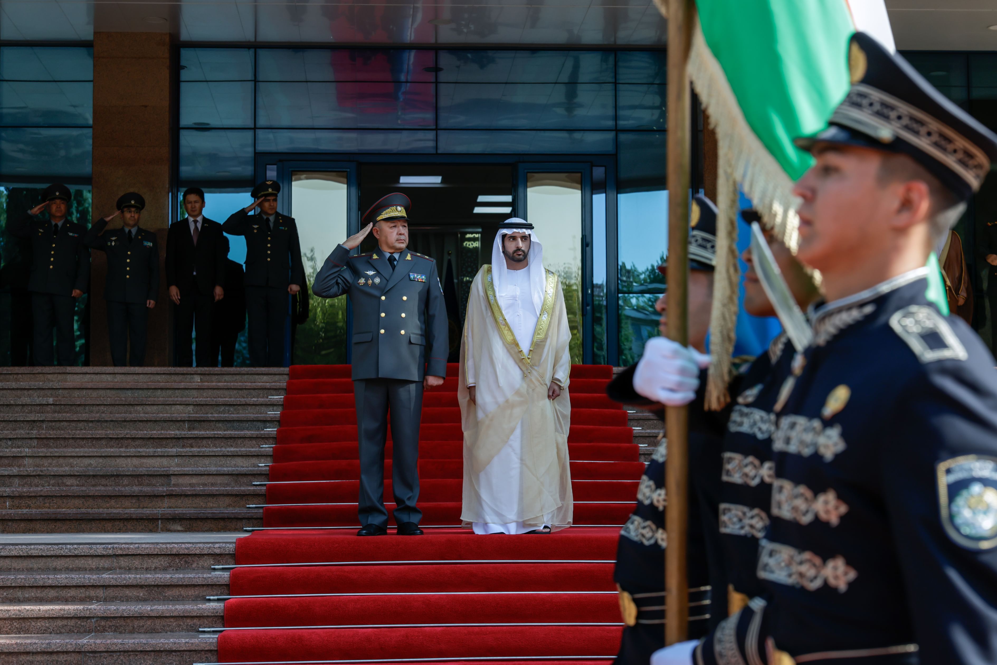 Hamdan bin Mohammed concludes official visit to Uzbekistan