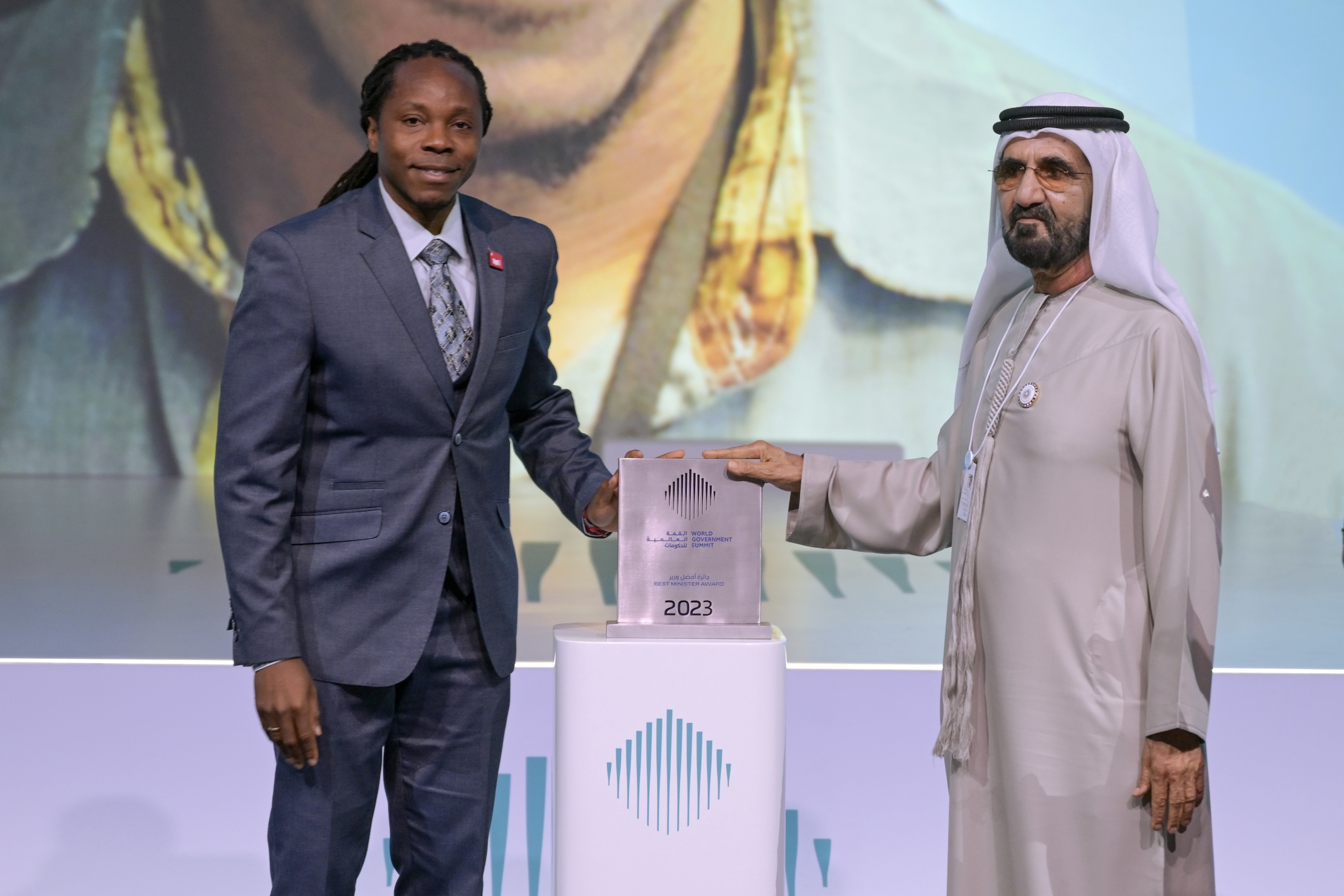 Mohammed bin Rashid honours Sierra Leone Minister with Best Minister Award