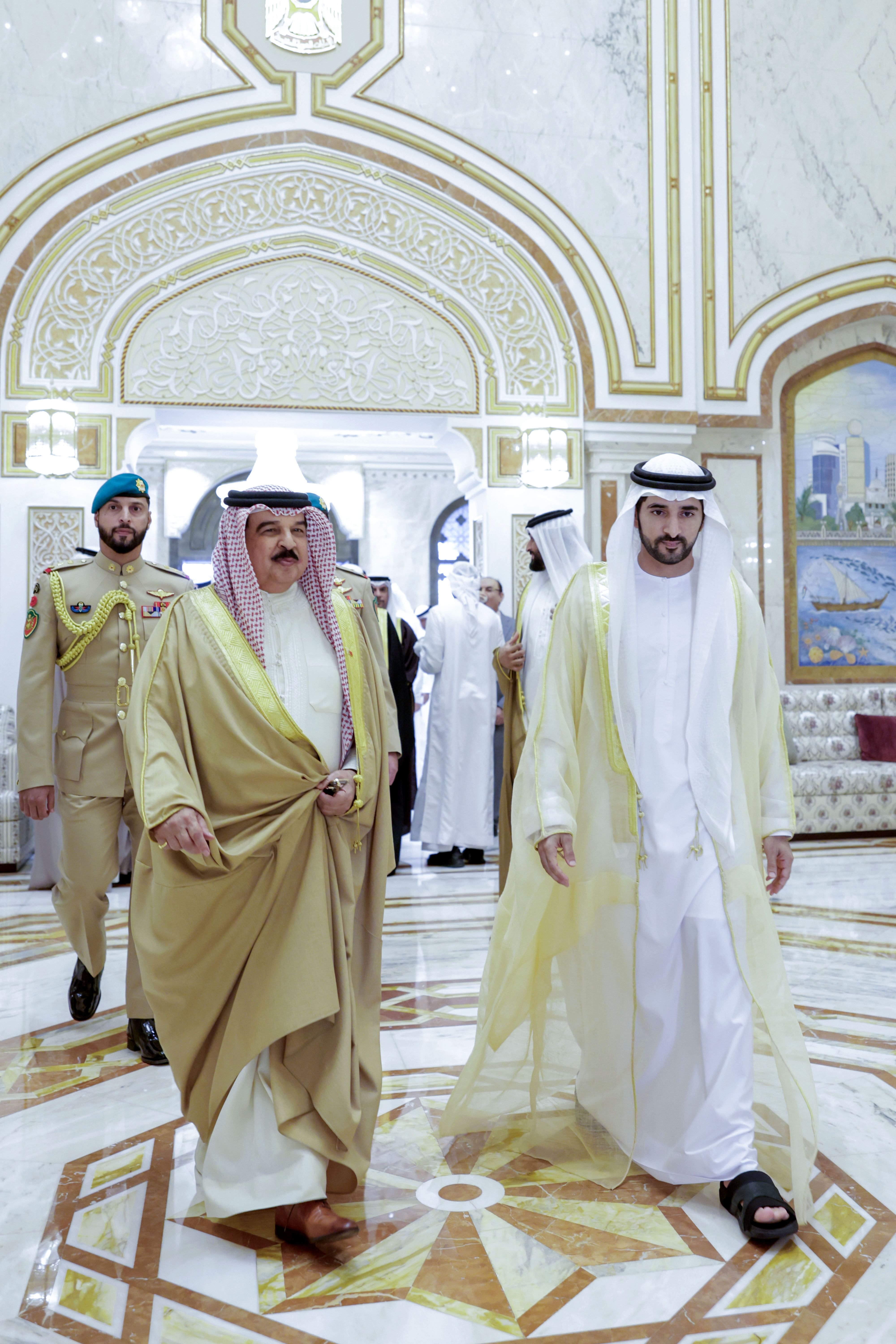 Hamdan bin Mohammed welcomes King of Bahrain as he arrives in the UAE to participate in COP28