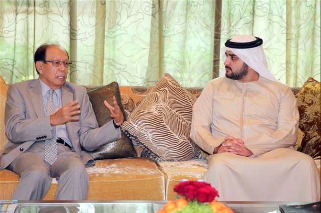 حمدان بن محمد يشارك في حفل زفاف أمير سعودي