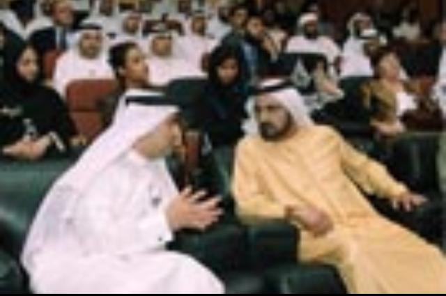 Mohammed bin Rashid attends joint workshop between “Emirates” and Mohammed bin Rashid Establishment for Young Business Leaders