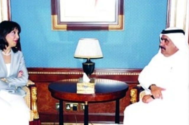 Hamdan bin Rashid receives French Consul General