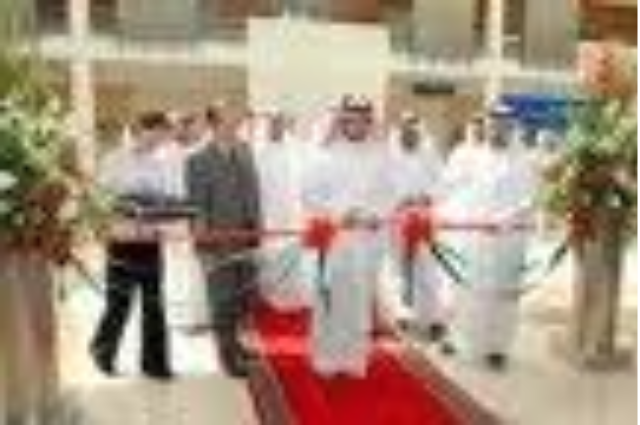 Majid bin Mohammed visites the studios of Noor Dubai television station