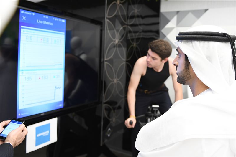 حمدان بن محمد يشهد ختام الدورة الثالثة من برنامج مسرعات دبي المستقبل