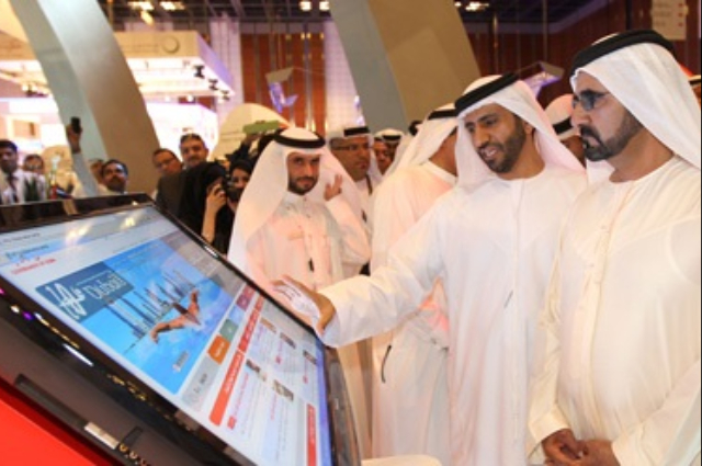 Mohammed bin Rashid visits GITEX 2010