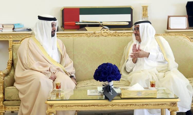 Sheikh Hamdan bin Rashid meets with Bahrain’s Minister of Finance