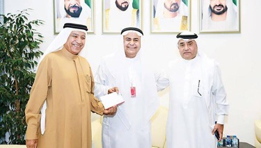 Hamdan Bin Rashid provides financial support to the Emirates University