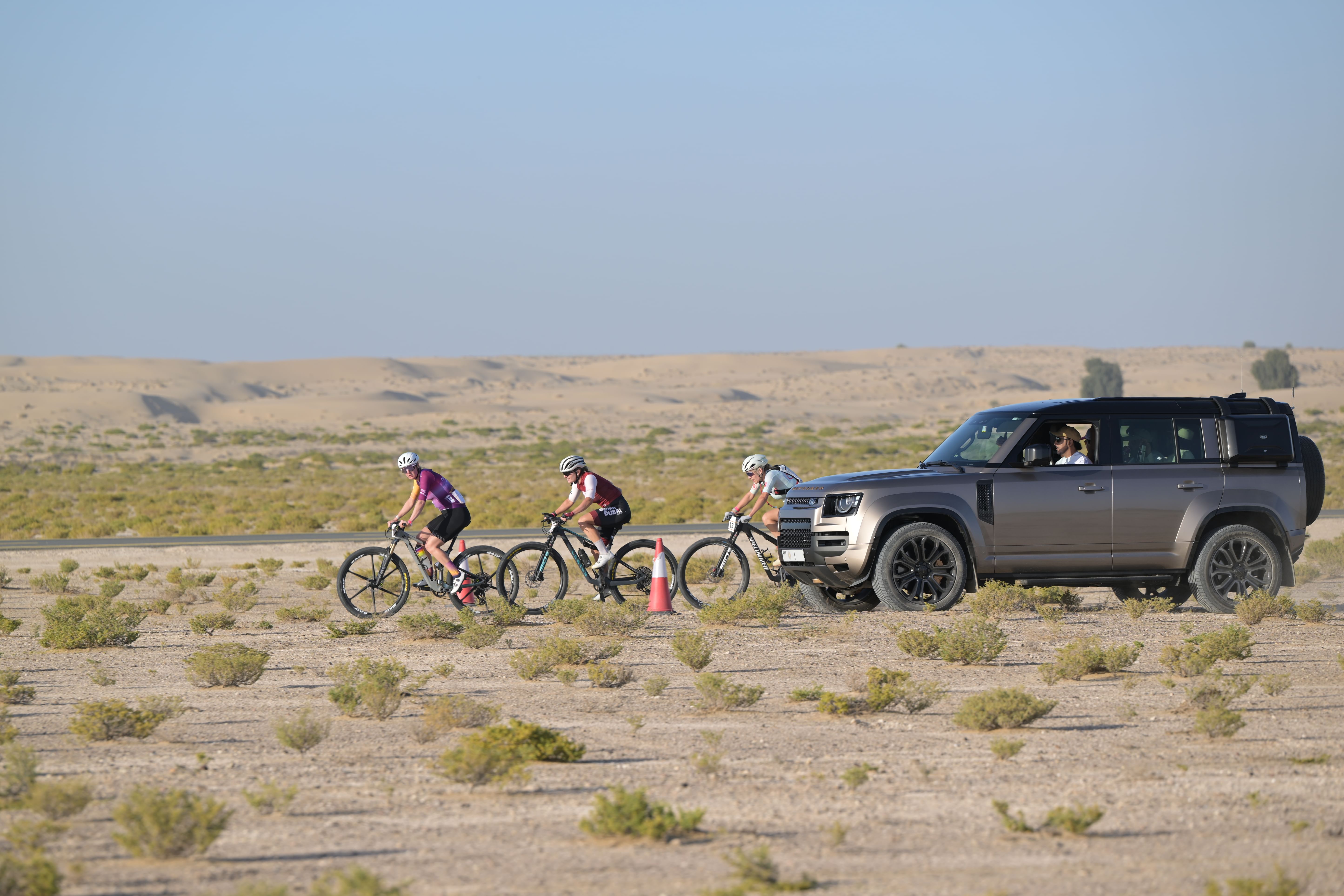 Mohammed bin Rashid attends conclusion of Women’s Desert Race at Al Salam Cycling Championship