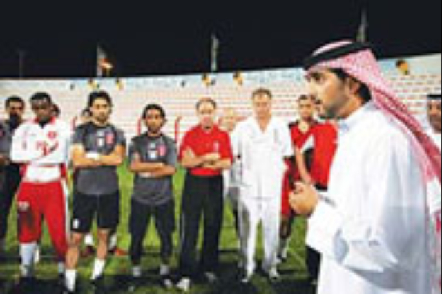 Hamdan Bin Mohammed visits Al Ahly and meets management and players 
