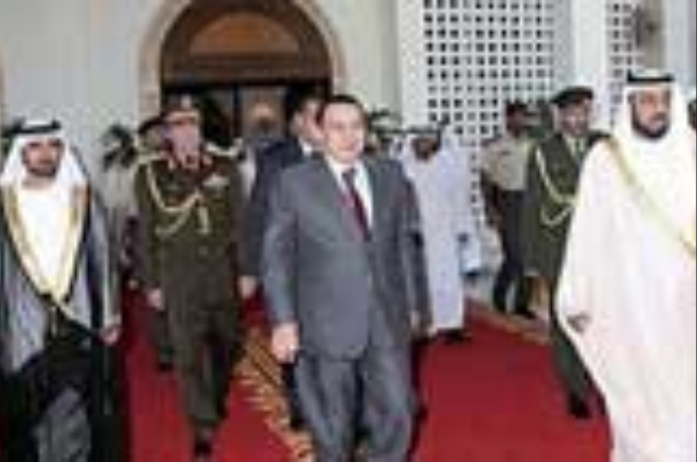 Khalifa and Mohammed bin Rashid receive Egyptian President 