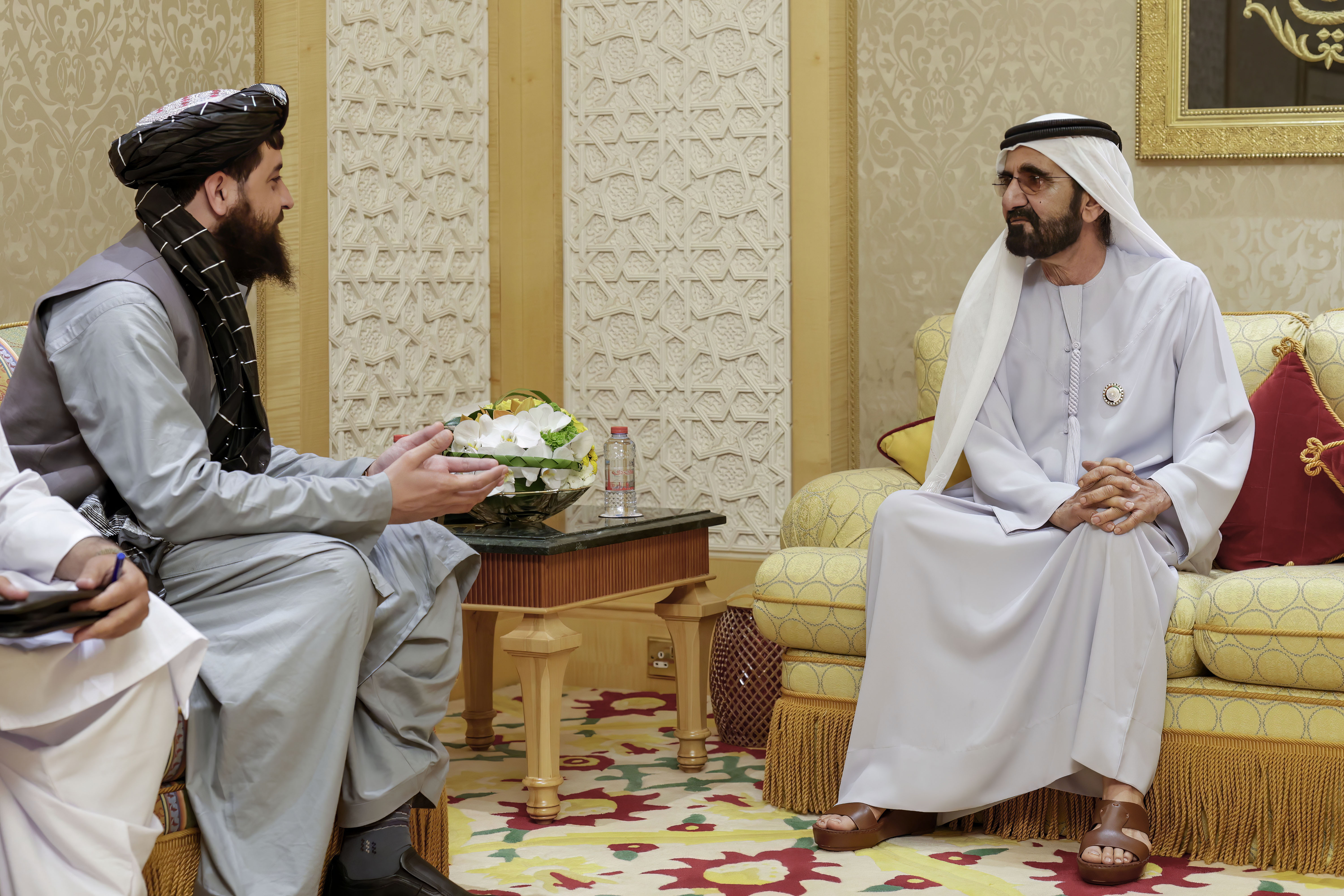 Mohammed bin Rashid meets with Afghanistan's Acting Minister of Defence