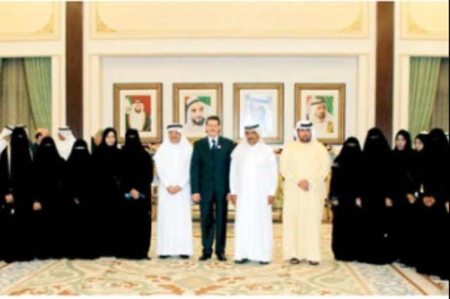 Hamdan bin Rashid receives the 1st batch of Professional Education Diploma