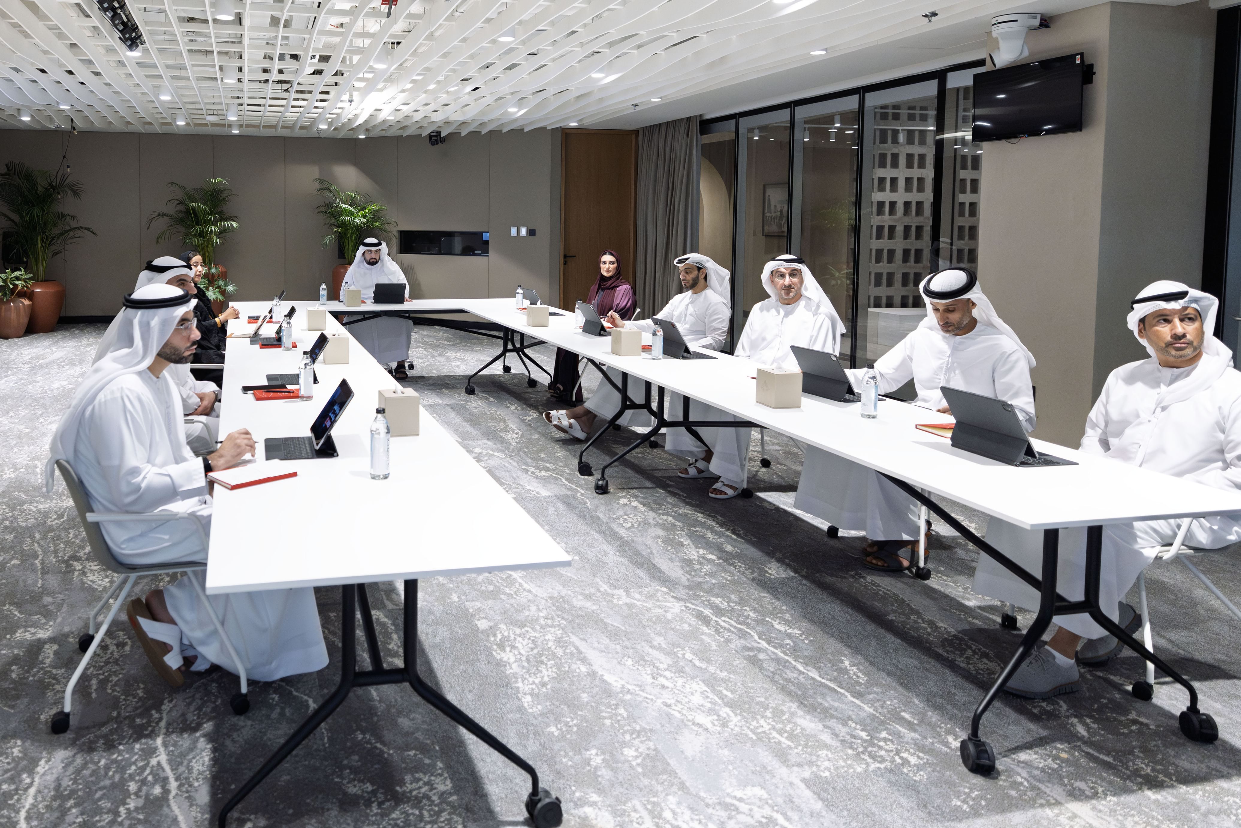 Ahmed bin Mohammed chairs Dubai Media Council meeting