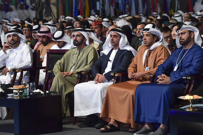 محمد بن راشد يحضر كلمة الأميرة هيا بنت الحسين خلال القمة العالمية للحكومات